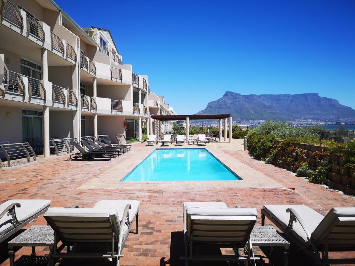 Family Beachfront Leisure Bay *