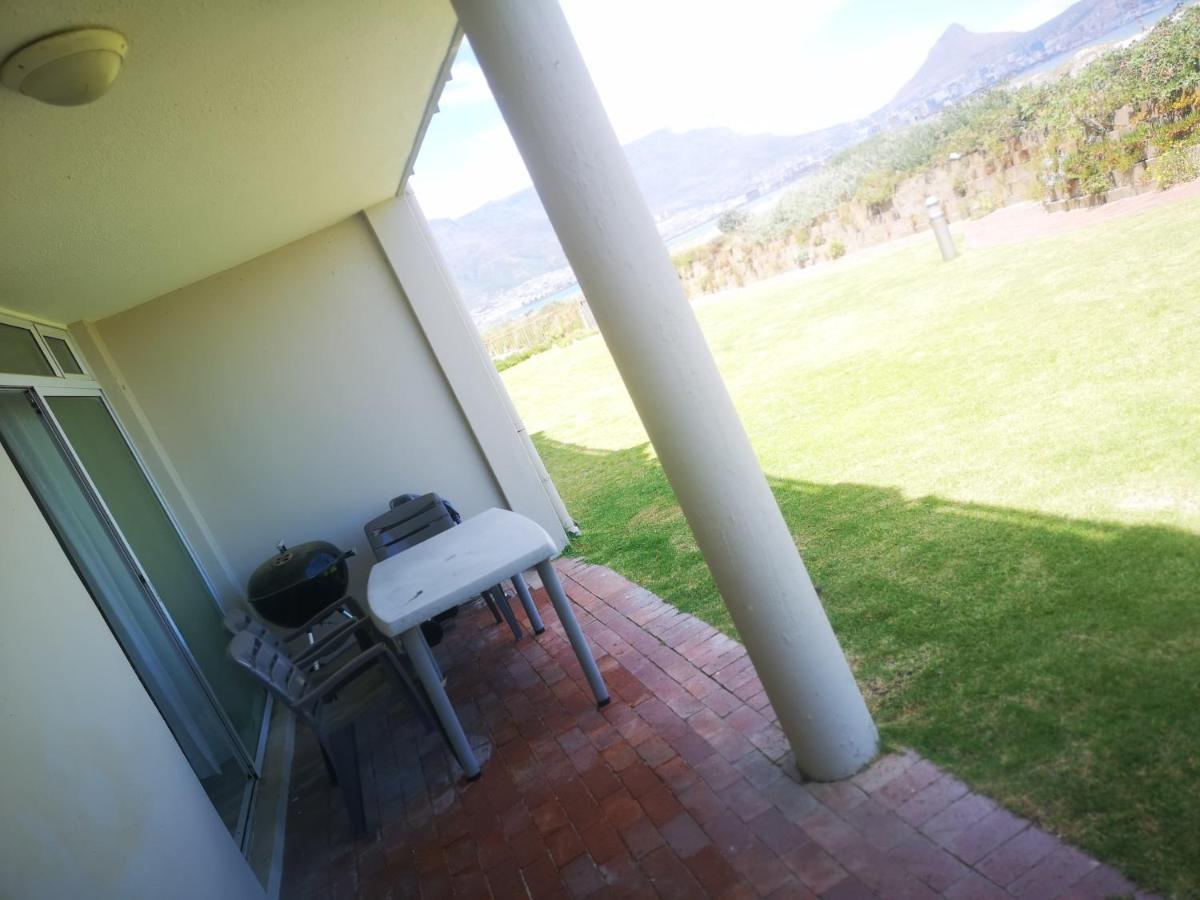 Family Beachfront Leisure Bay *