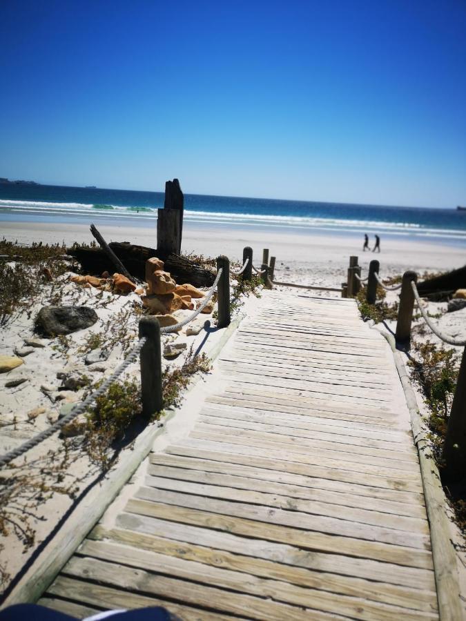 Family Beachfront Leisure Bay *